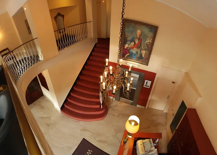 Garner St. Georg By Ihg Hotel 3*