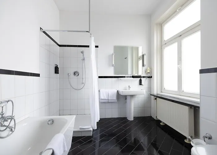 Garner St. Georg By Ihg 3*