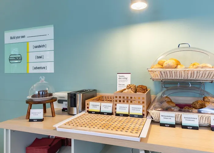 Garner St. Georg By Ihg Hotel 3*