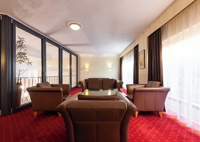 Hotel Kronprinz Hauptbahnhof 3*